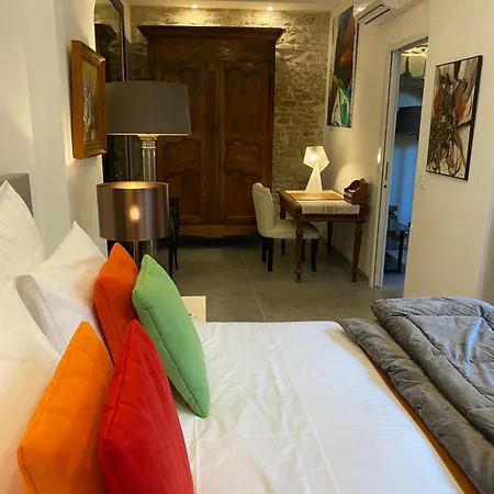 La Renaudiere Apartment *